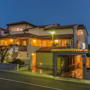 hotellátogatás